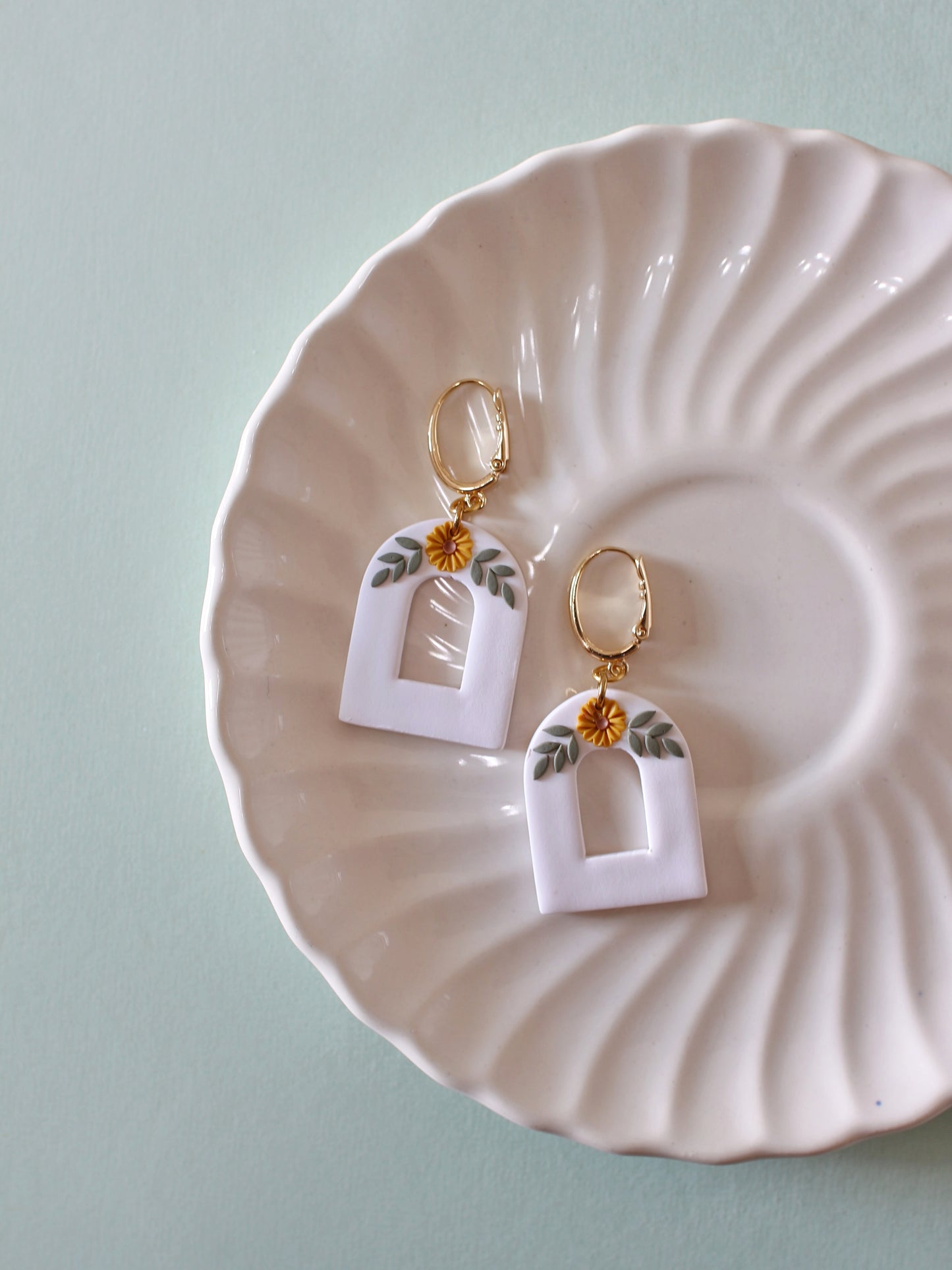Mirasol - Sunflower Arch Earrings