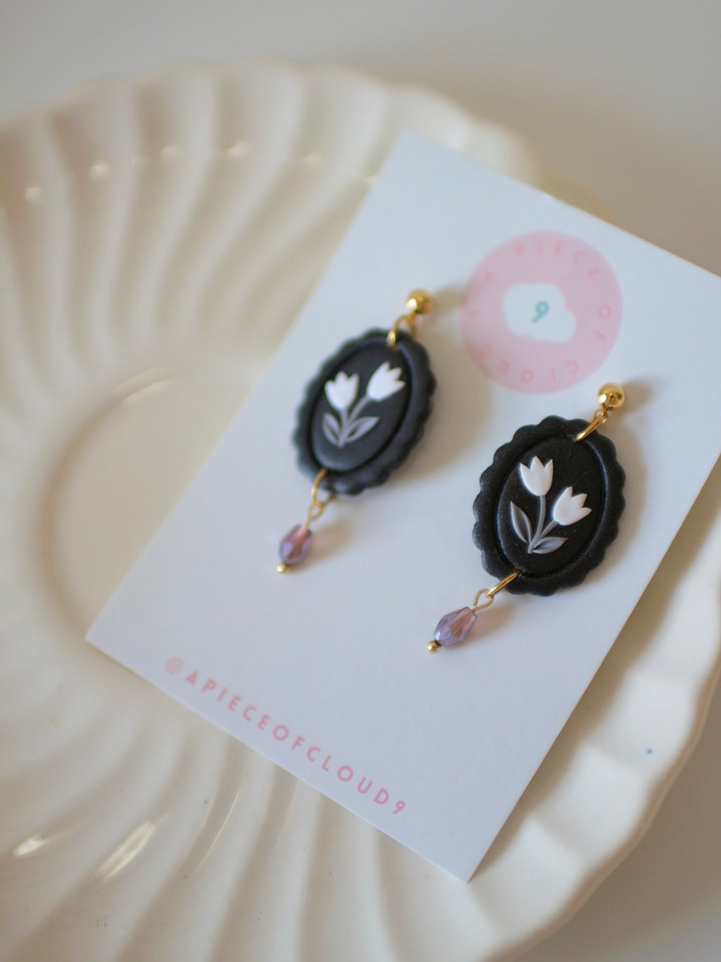 Monochrome Fleur - Tulip Cluster Earrings