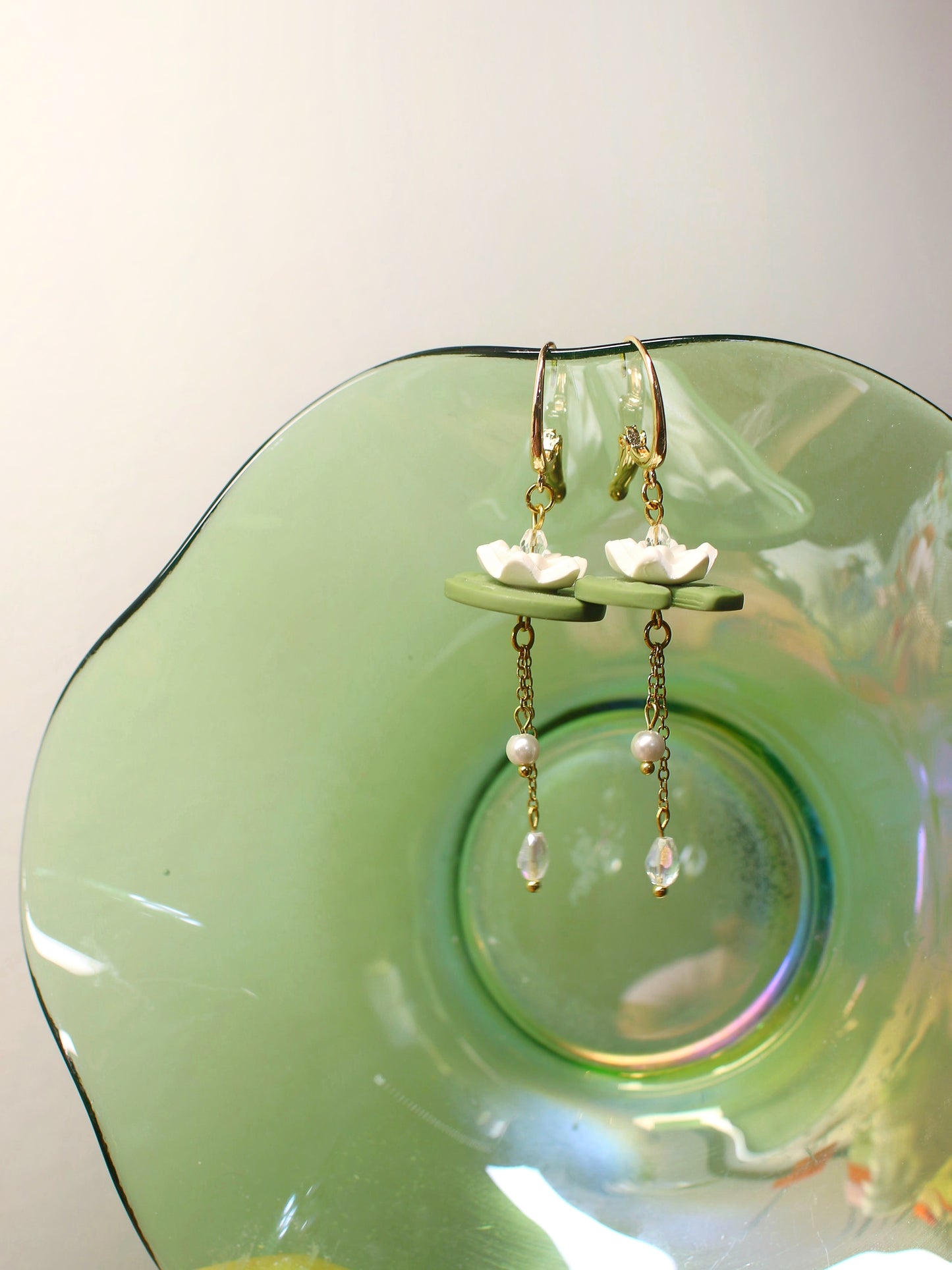 Waterlily Droplet Earrings