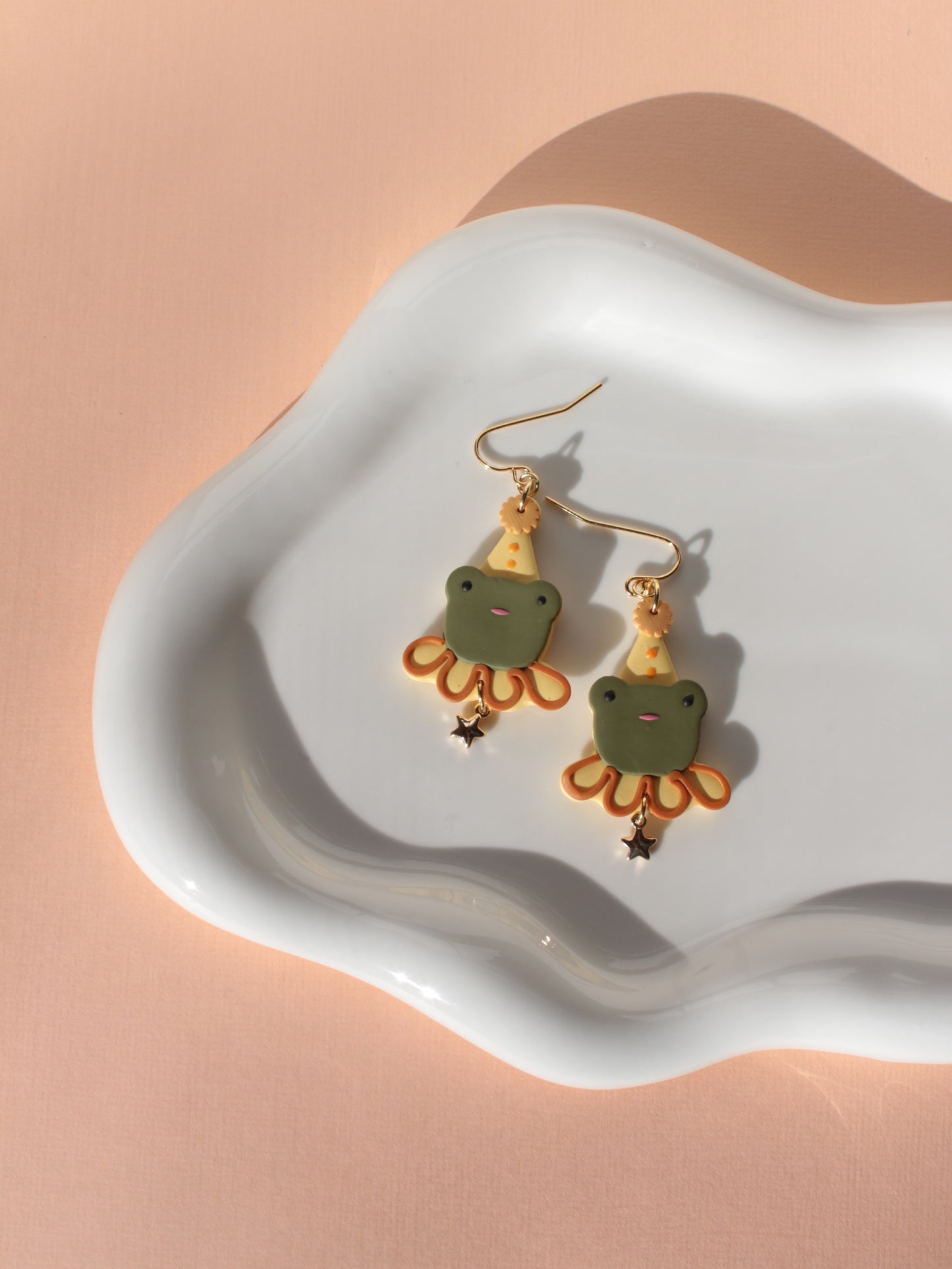 Clown Critters - Frog Earrings