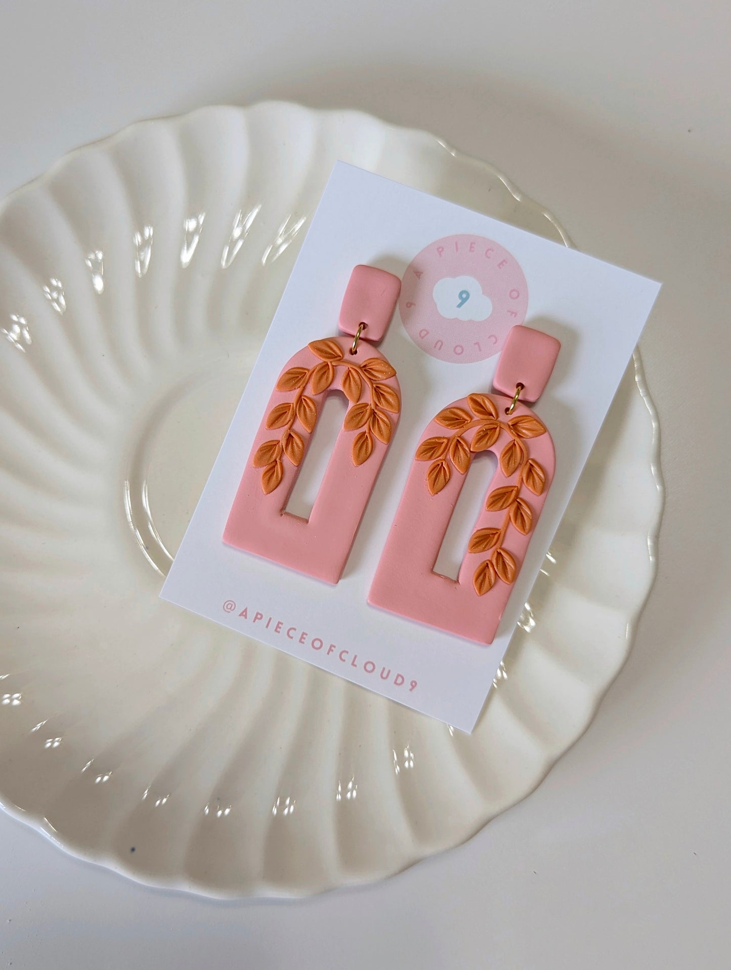 Toque de Rosa - Statement Earrings