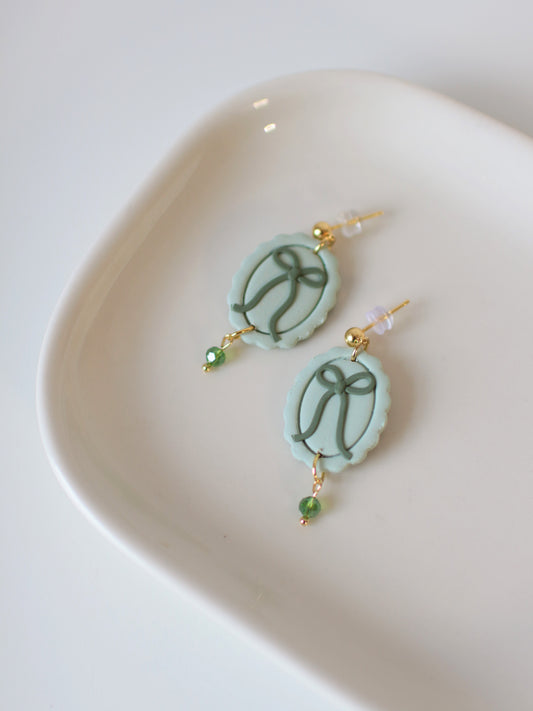 Green Jolly Droplets - Bow Earrings