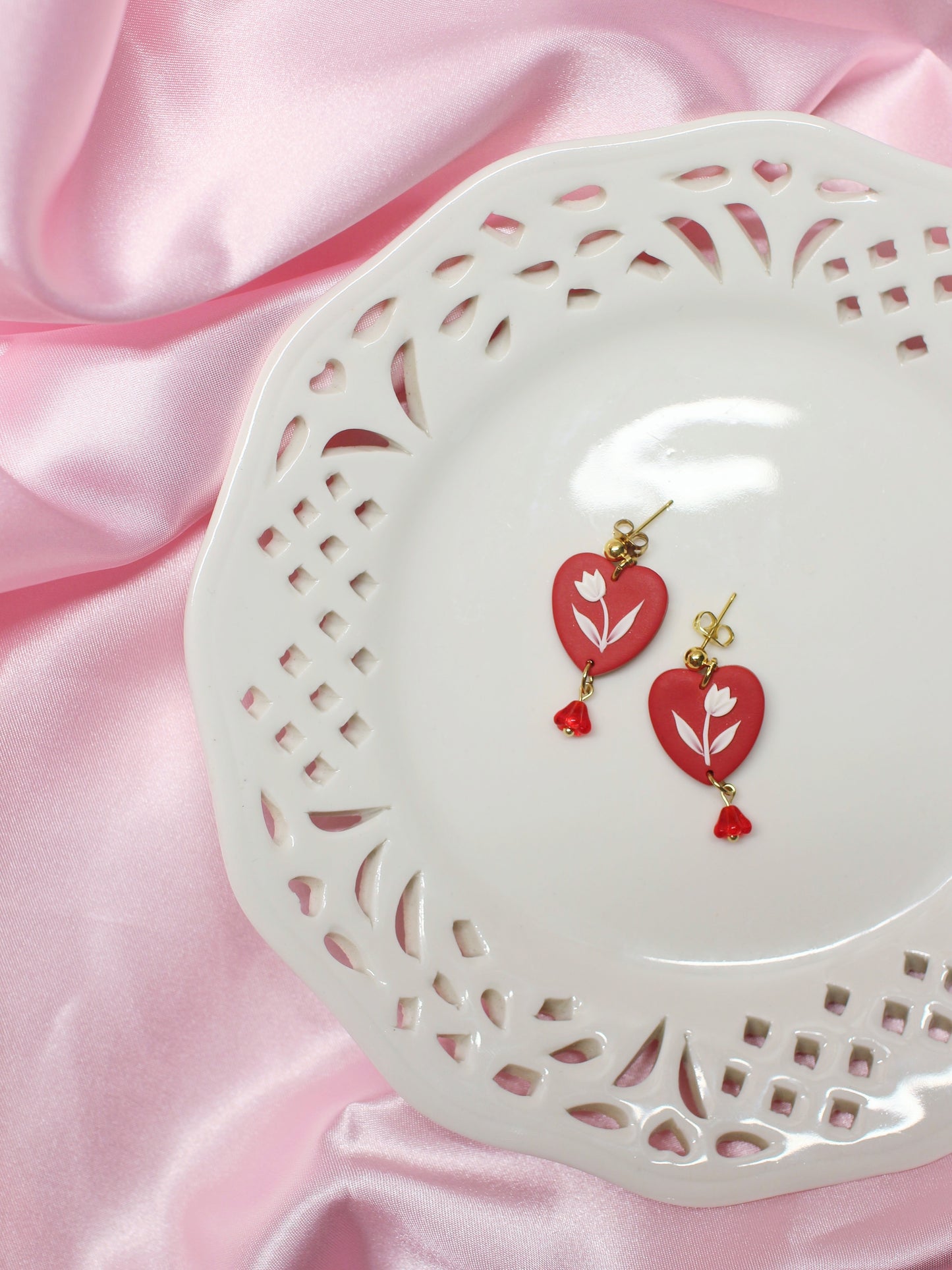 Allie - Love Heart Earrings