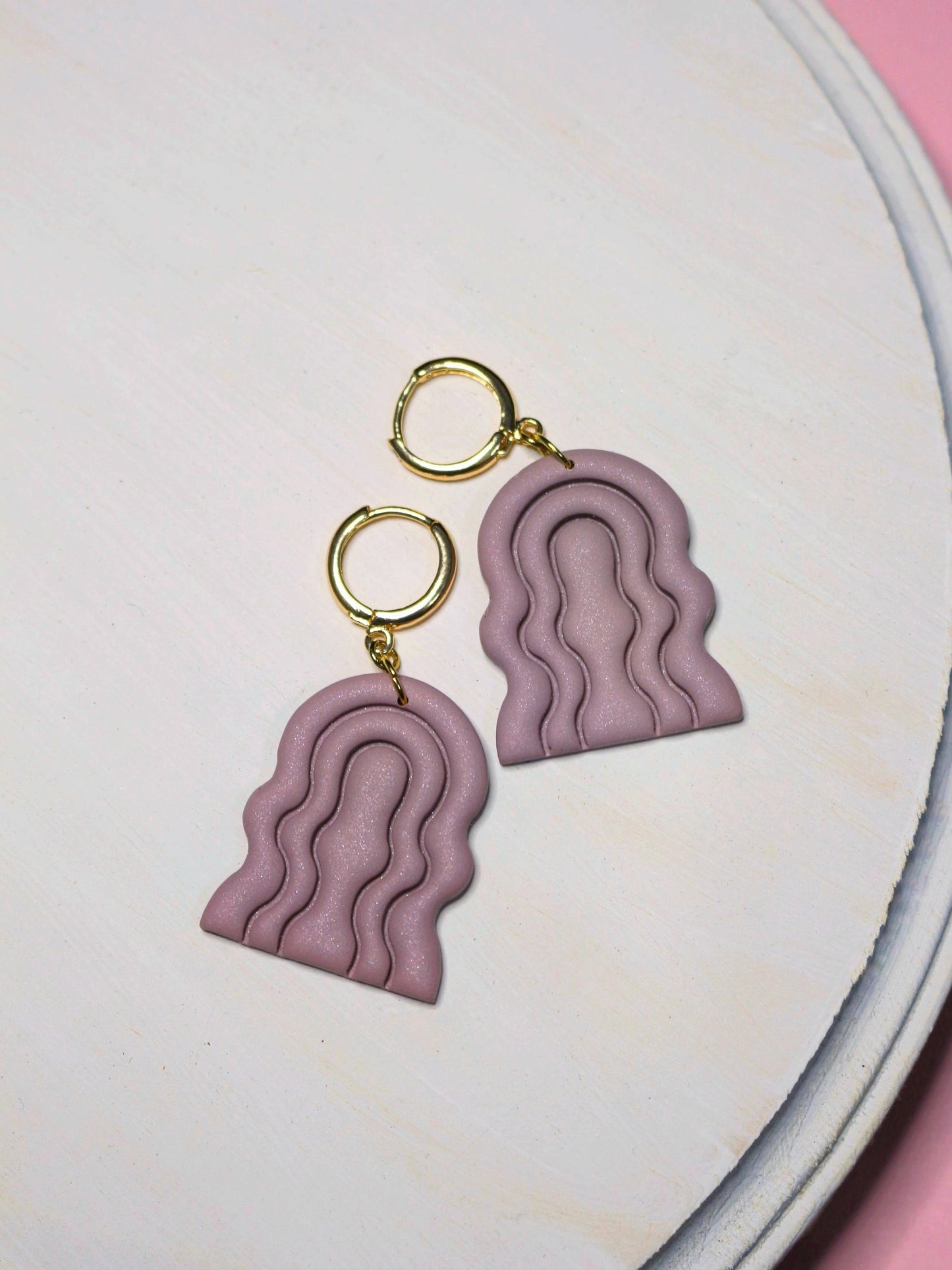 Groovy Vibes - Statement Arch Earrings